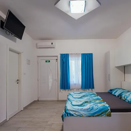 M&s Appartement Podstrana